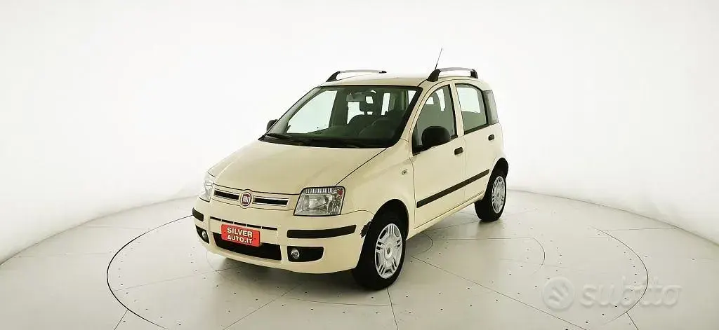 Usata Fiat Panda Dynamic 77 CV (56 kW) 2011 Giallo Utilitaria
