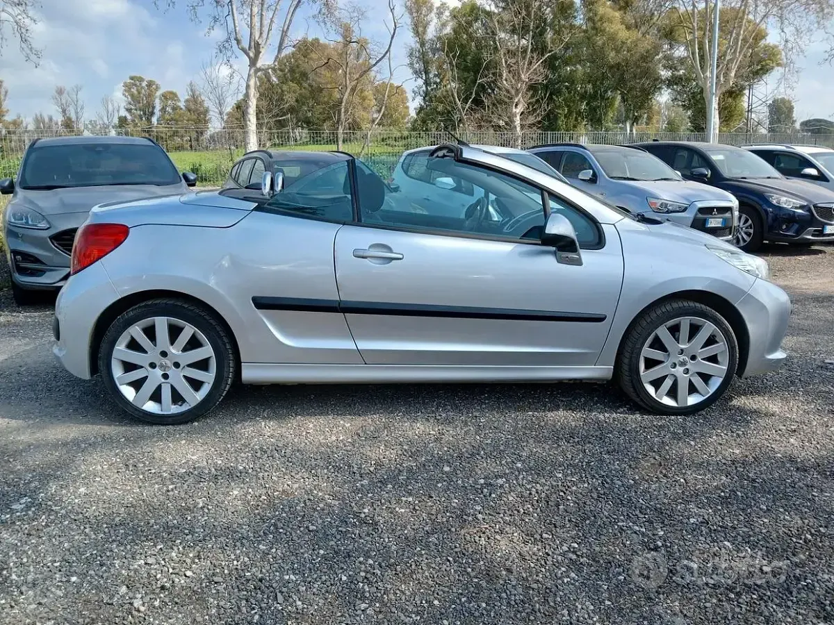 Usata Peugeot 207 CC 120 CV (88 kW) 2008 Grigio Cabrio