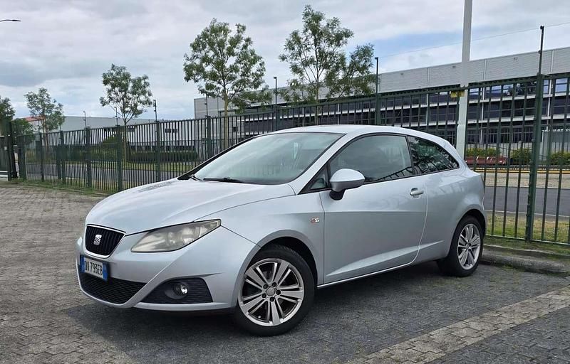 Usata Seat Ibiza Stylance 86 CV (63 kW) 2009 Grigio Berlina