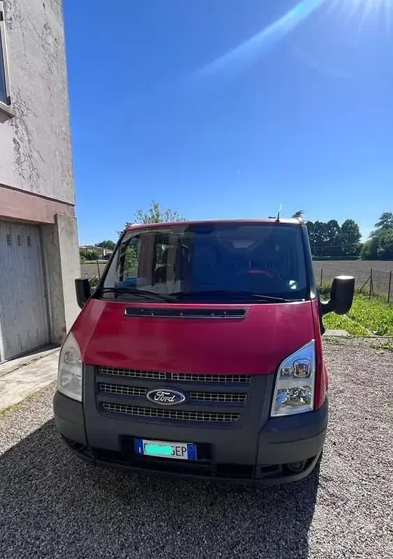 Usata Ford Transit 120 CV (88 kW) 2001 Rosso Station wagon
