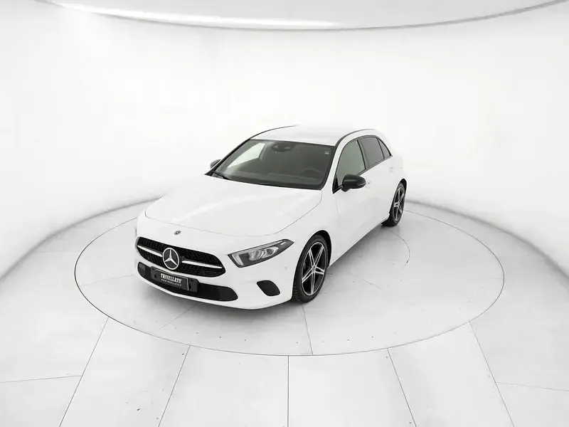 Usata Mercedes A180 116 CV (85 kW) 2019 Berlina