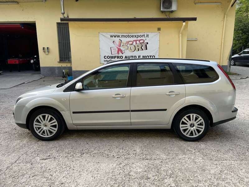 Usata Ford Focus S 136 CV (100 kW) 2005 Argento Station wagon