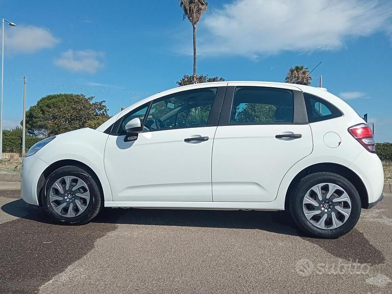 Bianco Usata 2016 Citroën C3 PureTech Tre volumi | 6500 € (Ottimo prezzo) - Immagine 1/4