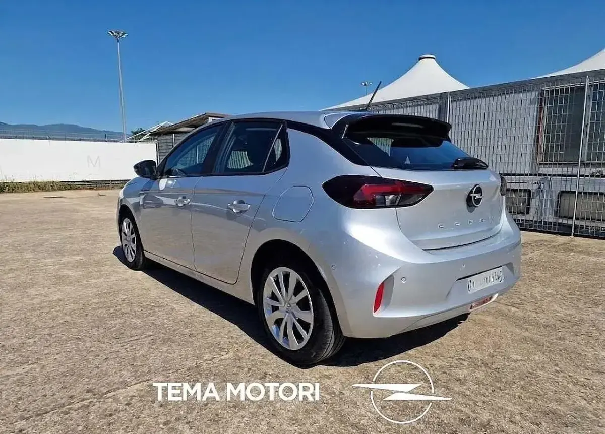 Usata Opel Corsa Edition 75 CV (55 kW) 2023 Argento Utilitaria