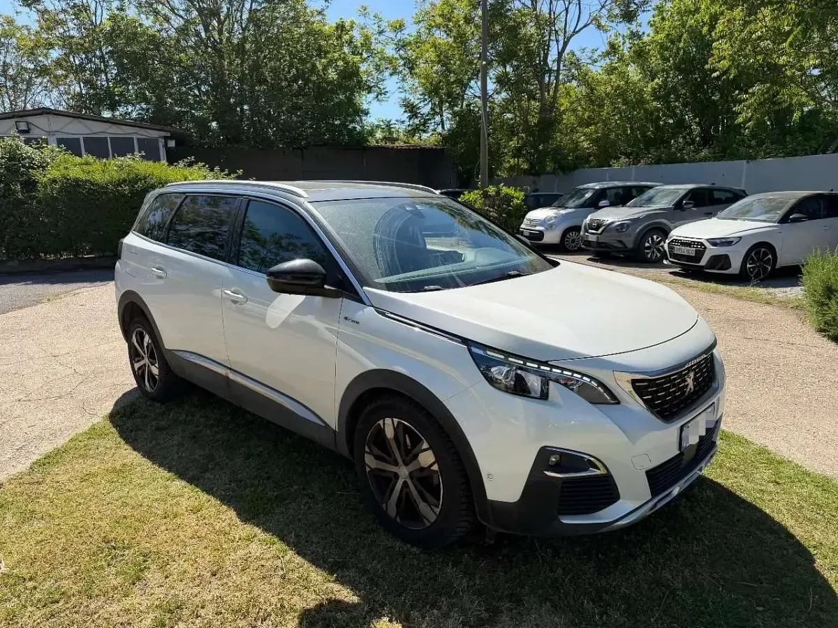 Usata Peugeot 5008 GT-line 120 CV (88 kW) 2017 Bianco SUV