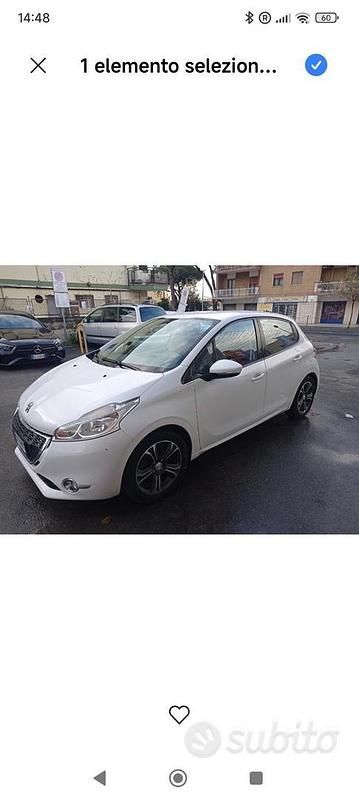 Usata Peugeot 208 Allure 68 CV (50 kW) 2015 Grigio Utilitaria