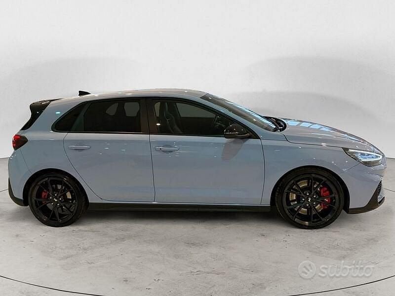 Usata Hyundai i30 N Performance 280 CV (205 kW) 2023 Blu Berlina