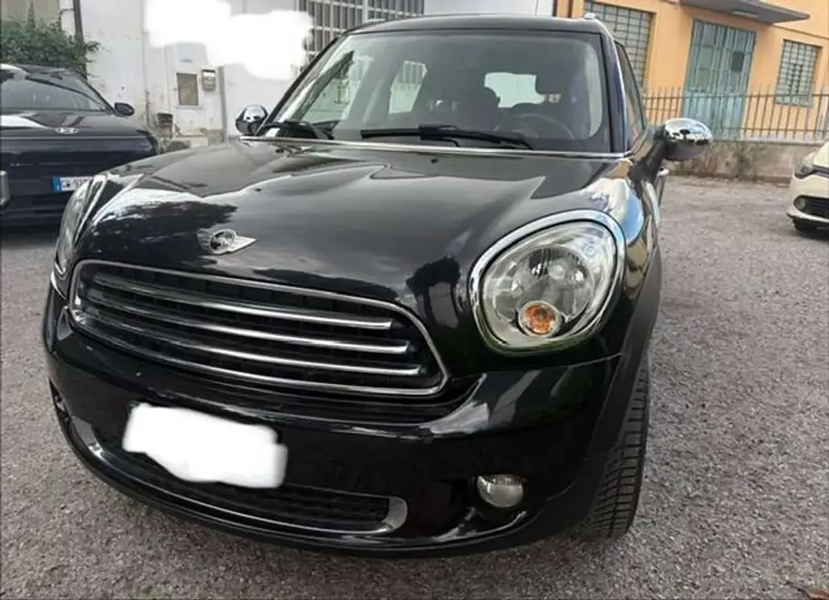 Usata Mini One Countryman 98 CV (72 kW) 2011 Nero SUV