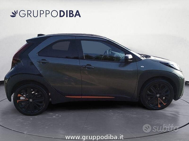 Usata Toyota Aygo X Limited 72 CV (52 kW) 2022 Verde SUV