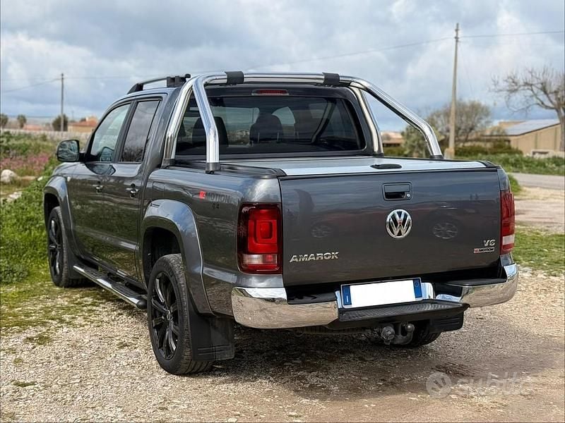 Usata VW Amarok Aventura 258 CV (189 kW) 2019 Grigio Pick-up