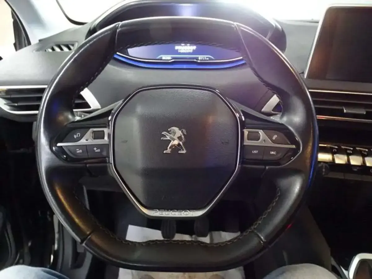 Usata Peugeot 5008 Business-Line 163 CV (119 kW) 2018 Nero metallizzato Monovolume