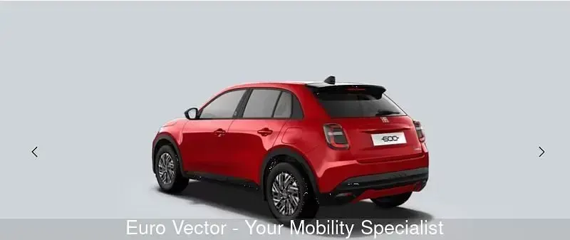 Nuova Fiat 600 Icon 110 CV (80 kW) 2025 Rosso SUV