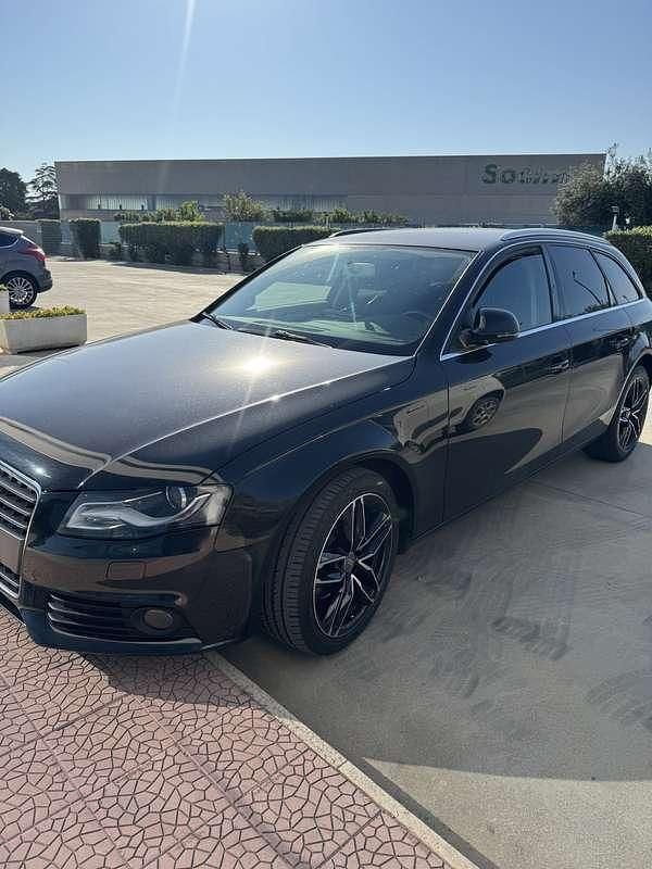 Usata 2008 Audi A4 Advanced Station wagon | 7000 € (Buon prezzo) - Immagine 1/4