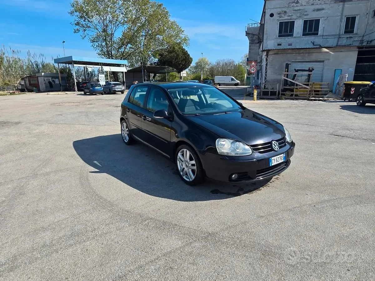 Usata VW Golf IV Sportline 140 CV (102 kW) 2006 Nero Berlina