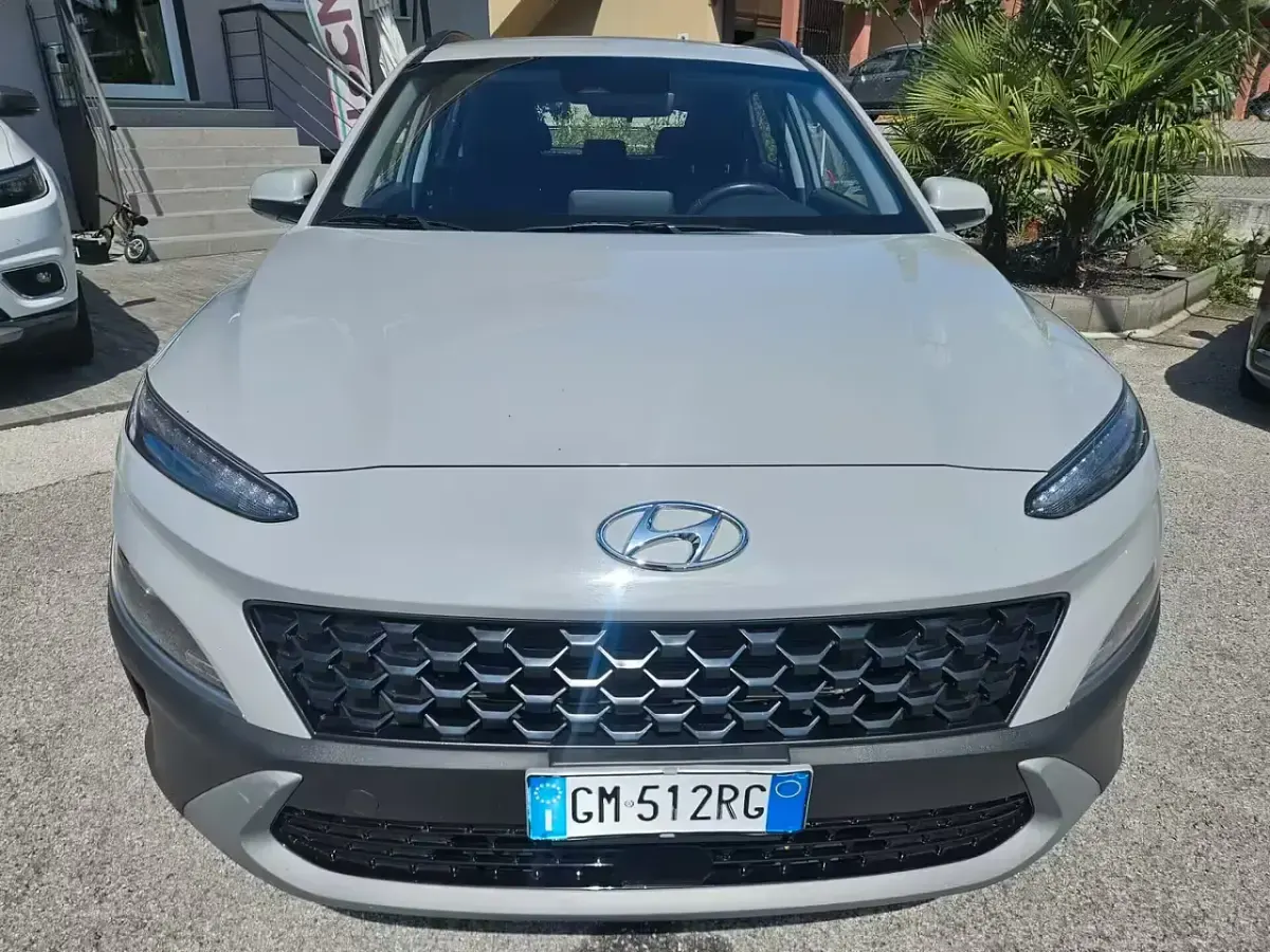 Usata Hyundai Kona 119 CV (87 kW) 2023 Grigio SUV