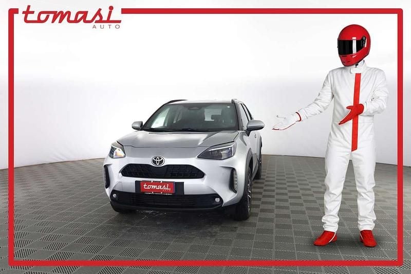 Usata Toyota Yaris Cross Trend 92 CV (67 kW) 2025 Argento SUV