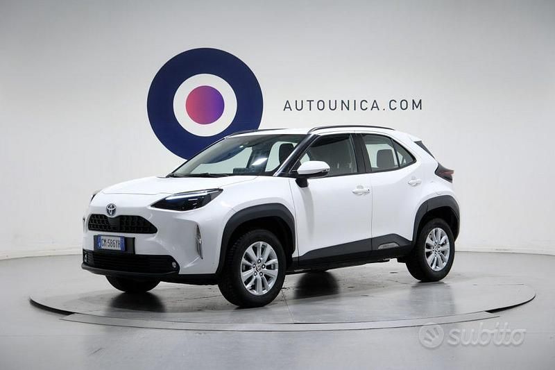 Usata Toyota Yaris Cross Active 92 CV (67 kW) 2023 Bianco SUV