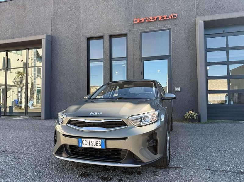 Usata Kia Stonic Style 82 CV (60 kW) 2021 Grigio SUV