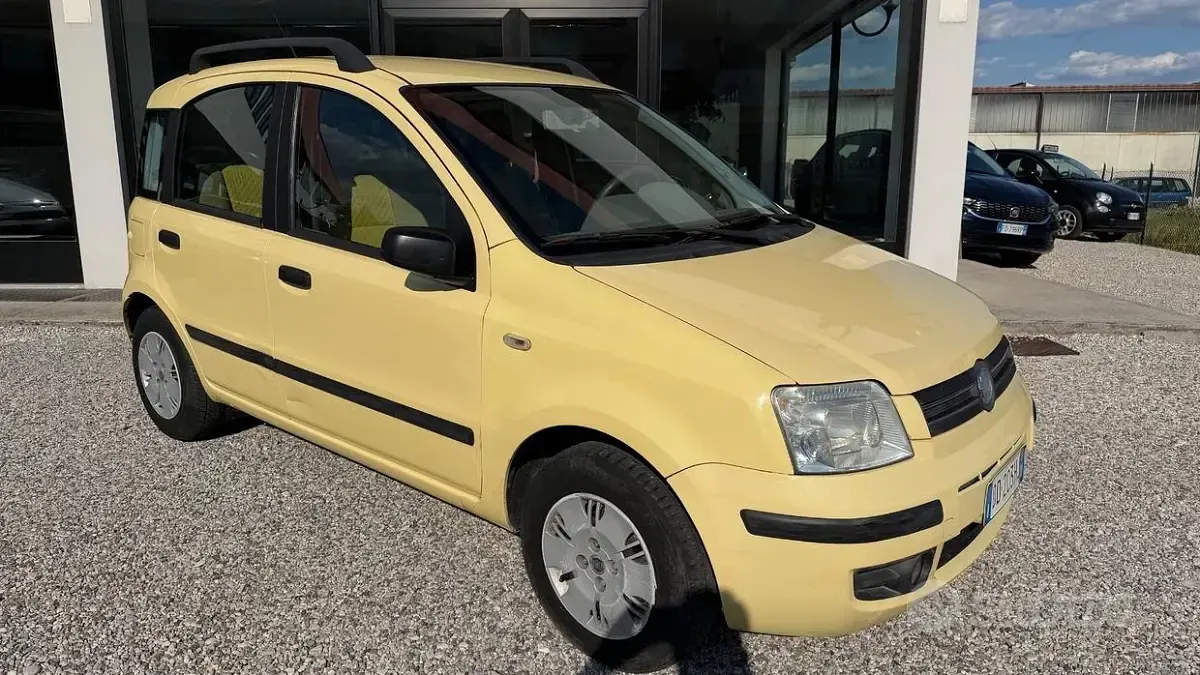 Usata Fiat Panda Dynamic 60 CV (44 kW) 2006 Giallo Utilitaria