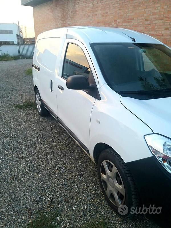 Bianco Usata 2019 Dacia Dokker Furgone | 9900 € (Ottimo prezzo) - Immagine 1/4