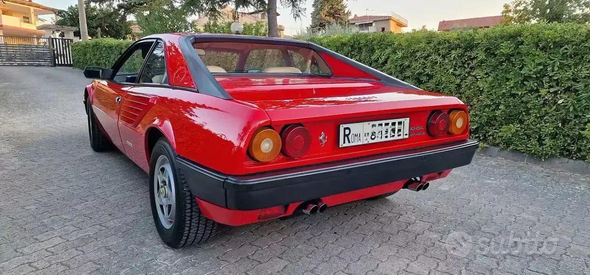 Usata Ferrari Mondial 240 CV (176 kW) 1982 Rosso Coupé