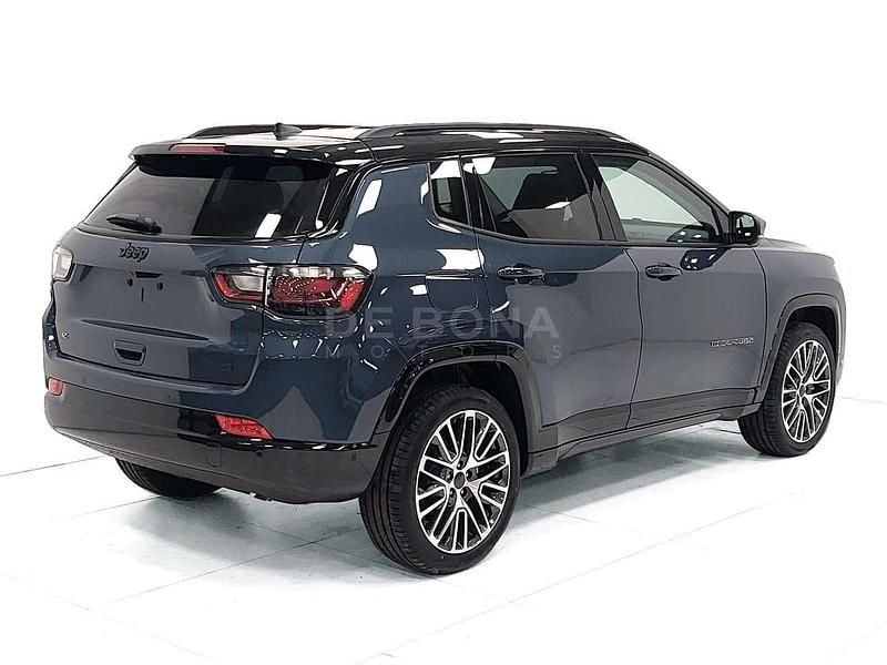 Nuova Jeep Compass Summit 131 CV (96 kW) 2025 Blue shade con tetto nero SUV