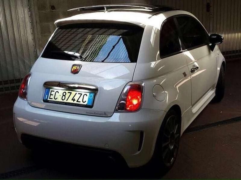 Usata Abarth 500 135 CV (99 kW) 2010 Bianco Utilitaria