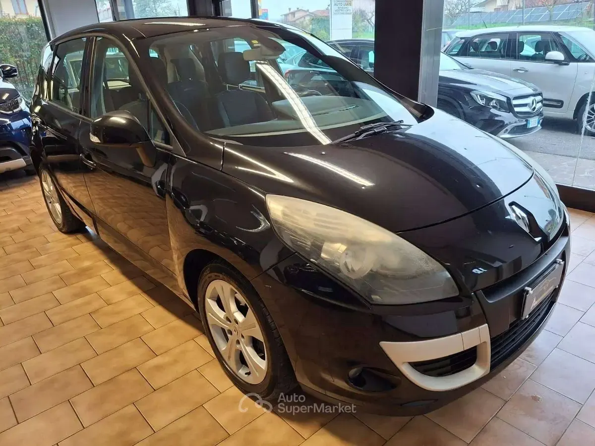 Occasion Renault Scénic Luxe 110 PK (80 kW) 2010 Zwart MPV
