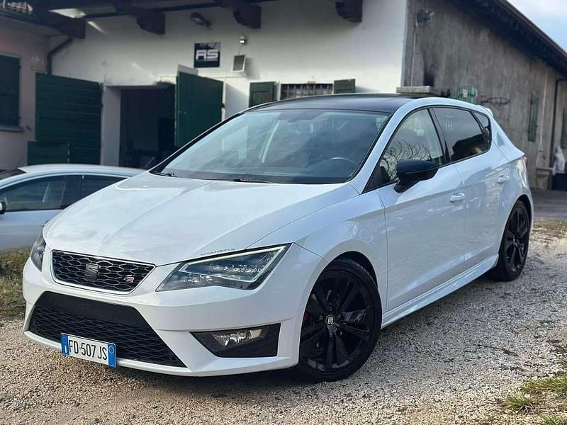 Bianco Usata 2016 Seat Leon FR Tre volumi | 9990 € (Ottimo prezzo) - Immagine 1/4