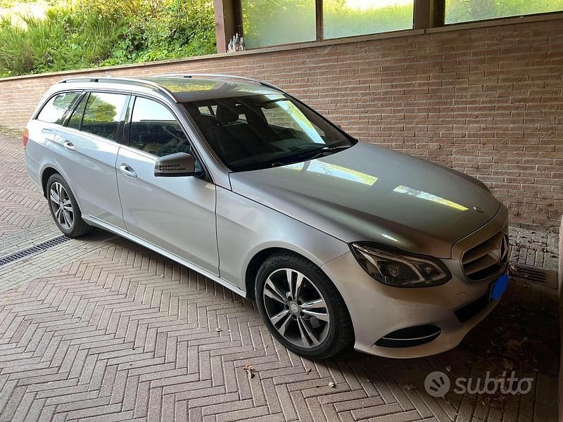 Usata Mercedes E220 170 CV (125 kW) 2015 Argento Station wagon