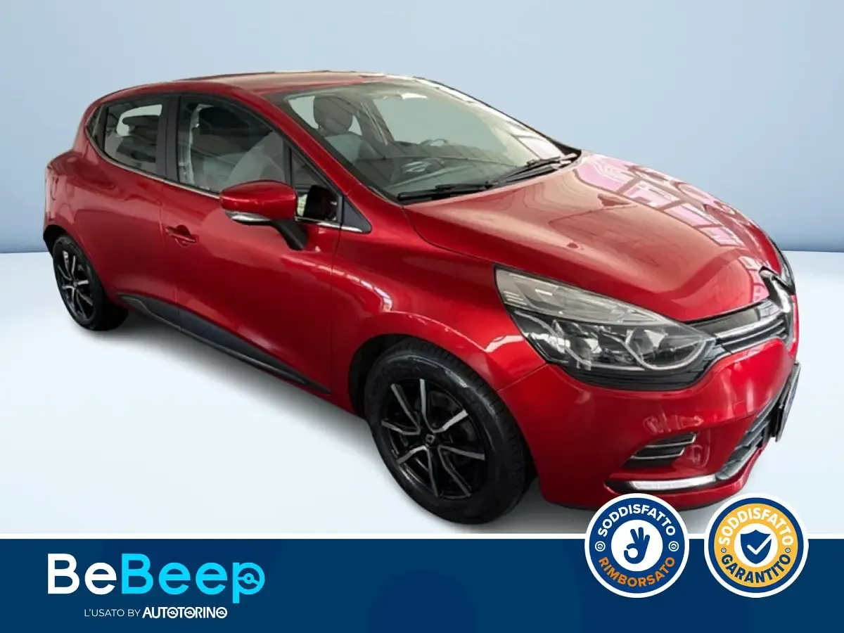 Usata Renault Clio Zen 90 CV (66 kW) 2018 Rosso metallizzato