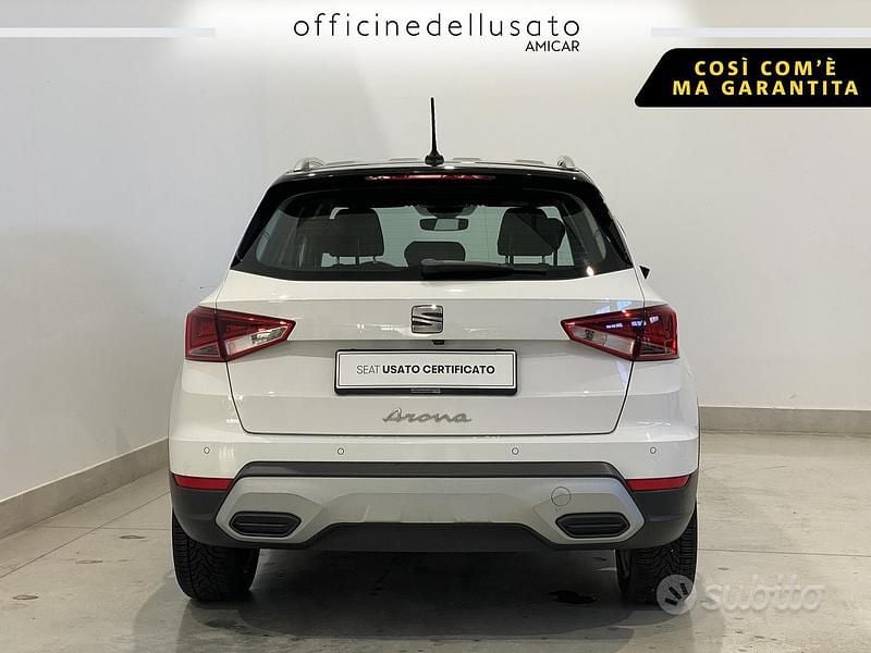 Usata Seat Arona Xperience 90 CV (66 kW) 2023 Bianco candy nero midnight SUV