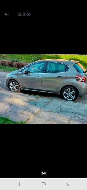 Usata Peugeot 208 Active 82 CV (60 kW) 2014 Utilitaria