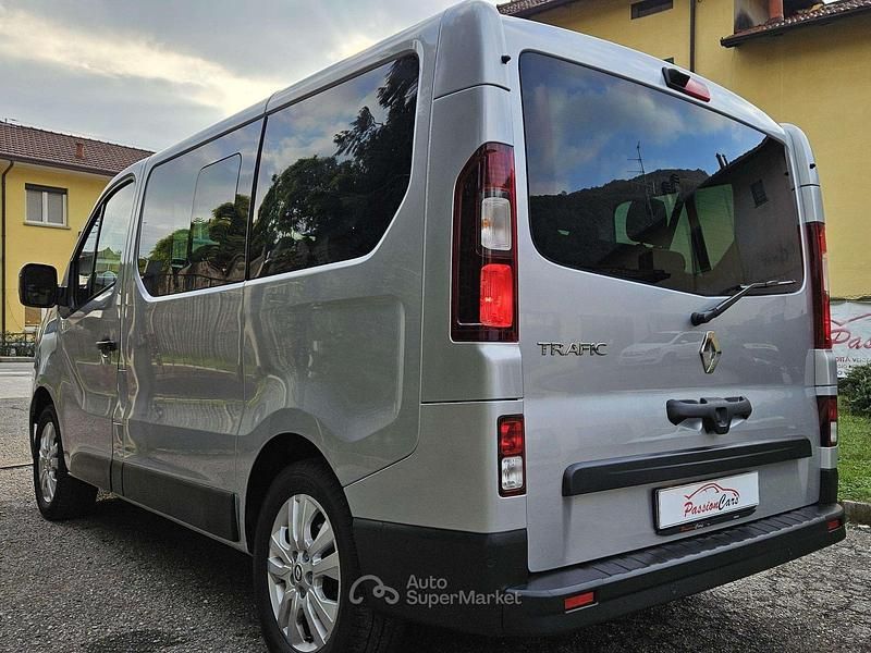 Usata Renault Trafic Equilibre 150 CV (110 kW) 2024 Argento Monovolume