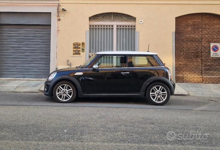 Usata Mini Cooper D 112 CV (82 kW) 2011 Utilitaria