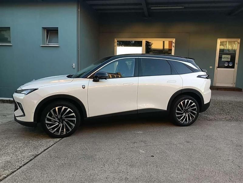 Bianco Nuova 2025 Tiger Six SUV | 29.900 € (Buon prezzo) - Immagine 1/4