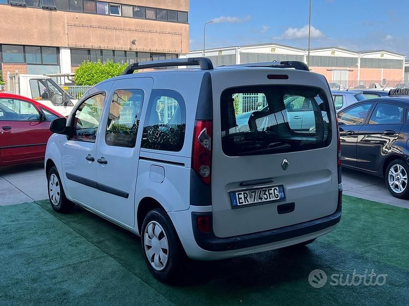 Usata Renault Kangoo 75 CV (55 kW) 2013 Bianco Monovolume