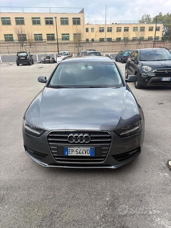 Grigio Usata 2013 Audi A4 Station wagon | 5400 € (Super prezzo) - Immagine 1/4