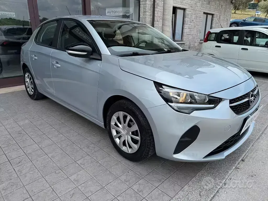 Usata Opel Corsa Elegance 75 CV (55 kW) 2022 Other Utilitaria