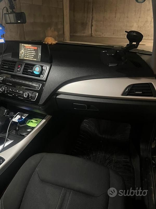 Usata BMW 118 150 CV (110 kW) 2017 Nero Utilitaria
