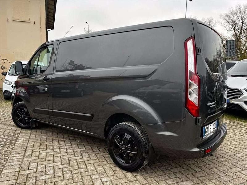 Usata Ford Transit Custom Trend 131 CV (96 kW) 2023 Grigio metallizzato Furgone