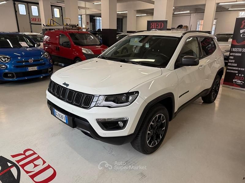 Usata Jeep Compass Trailhawk 179 CV (131 kW) 2021 Bianco SUV