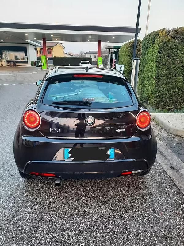 Usata Alfa Romeo MiTo 85 CV (62 kW) 2015 Nero Utilitaria