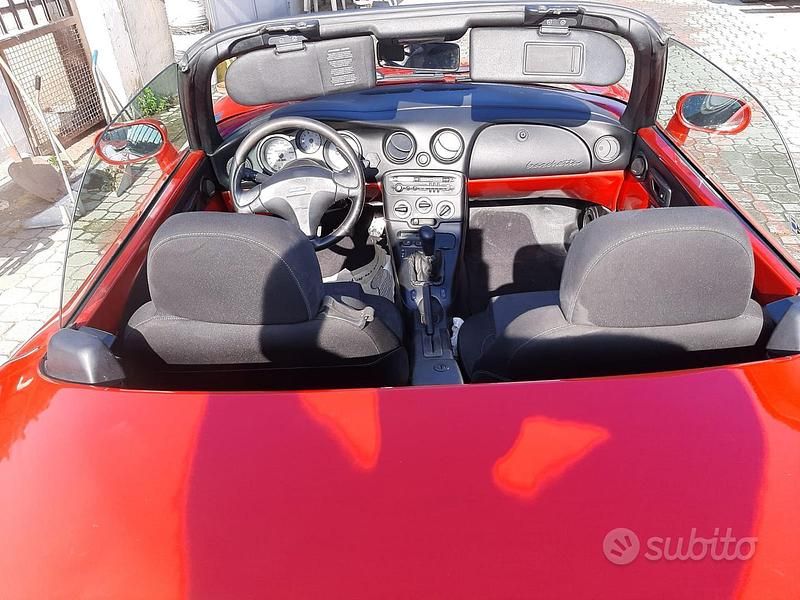 Usata Fiat Barchetta 130 CV (95 kW) 1995 Rosso Cabrio