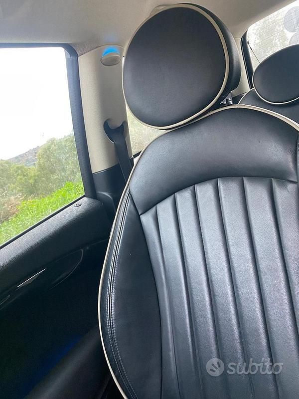 Usata Mini Cooper D 122 CV (89 kW) 2011 Nero Utilitaria