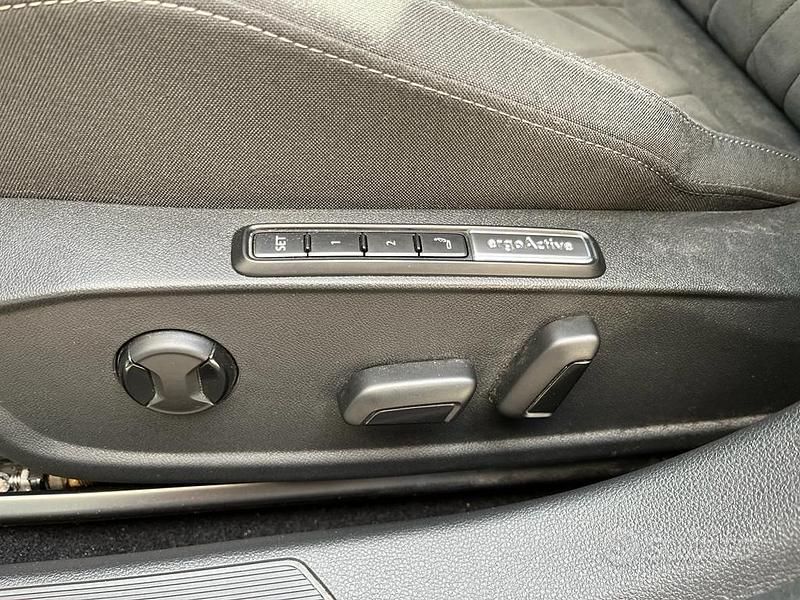 Usata VW Golf VIII Style 130 CV (95 kW) 2022