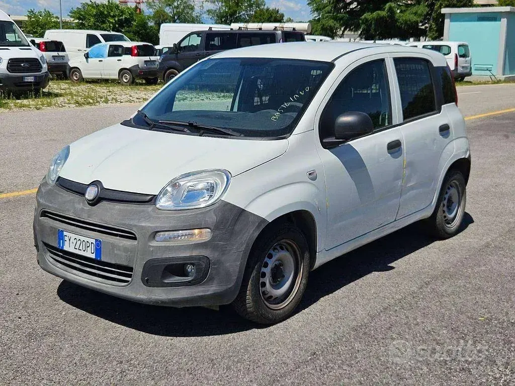 Usata Fiat Panda Pop 69 CV (50 kW) 2019 Bianco Utilitaria