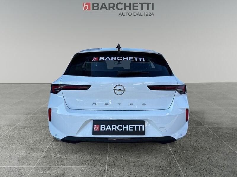 Usata Opel Astra Edition 131 CV (96 kW) 2024 Bianco Utilitaria