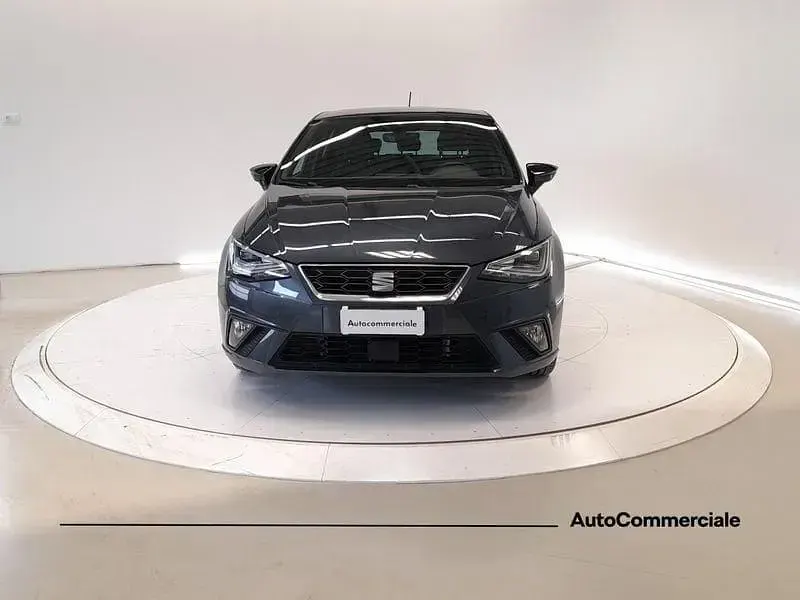 Usata Seat Ibiza FR 89 CV (65 kW) 2022 Grigio Utilitaria