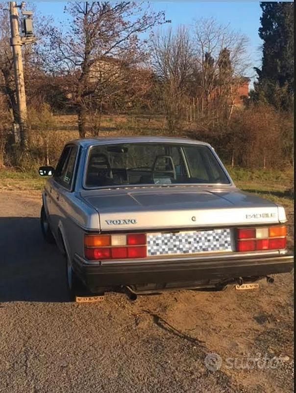 Usata Volvo 240 1984 Berlina